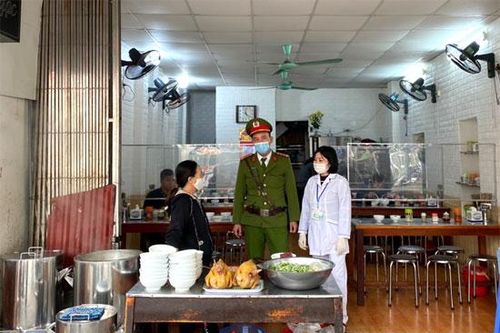 Công an Hà Đông xử phạt hơn 235 triệu đồng các trường hợp vi phạm phòng chống dịch bệnh Covid-19