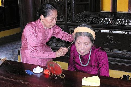 Nhớ Cô Dinh - Cung nữ cuối cùng của triều Nguyễn
