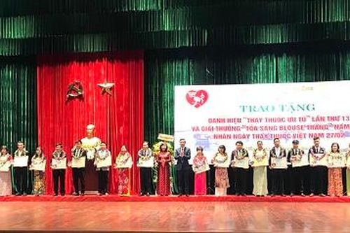 Tâm dịch đợt 2 tri ân những 'chiến binh áo trắng'