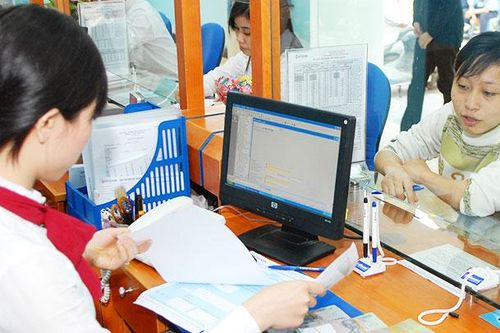 Lãi suất tiếp tục giảm