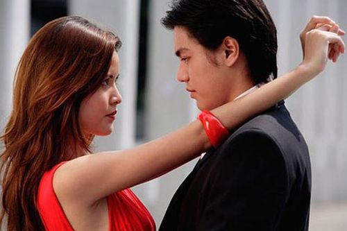Cô chủ giàu có chẳng thể ngờ tình trẻ hành xử thế này sau cuộc tình 'đẹp như mơ'