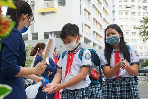 TPHCM: 1,7 triệu học sinh vừa học vừa phòng dịch