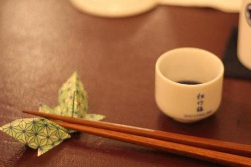 Sự thật về nguồn gốc của đôi đũa gắp thức ăn