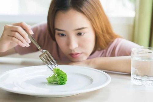 Mệt mỏi, chán ăn báo hiệu điều gì về cơ thể, khắc phục thế nào?