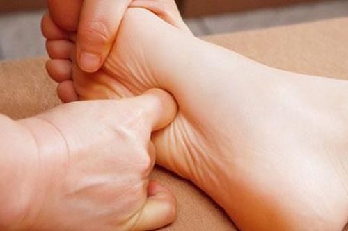 Đàn ông làm 4 động tác đơn giản này mỗi sáng có thể giúp kéo dài tuổi thọ