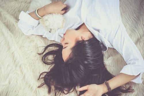 Phụ nữ có 3 dấu hiệu này chứng tỏ đã cạn tình trong hôn nhân, đàn ông tinh tế nên nhận ra sớm