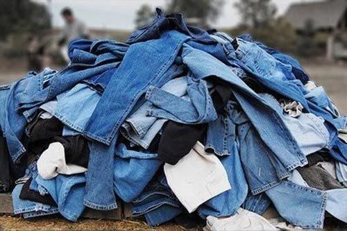 Bao lâu chúng ta nên giặt đồ jean một lần?