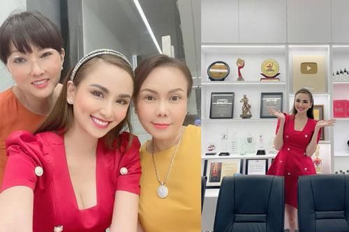 Diễm Hương hé lộ không gian nhà mới của vợ chồng Việt Hương tại Việt Nam