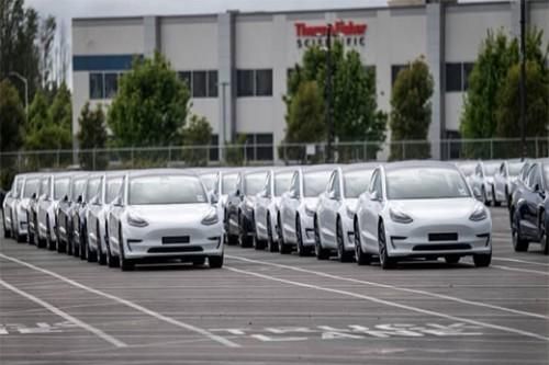Tesla tạm đóng cửa nhà máy sản xuất xe điện tại Mỹ do thiếu phụ tùng sản xuất