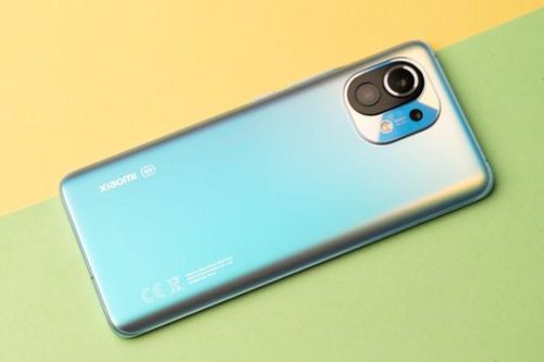 Xiaomi Mi 11 5G chính thức ra mắt tại Việt Nam - Thiết kế nổi bật, mức giá ấn tượng