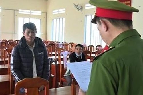 Chặt phá hoa màu vì mâu thuẫn