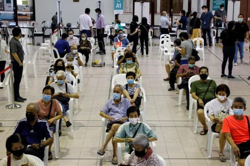 Khó hiểu vaccine Trung Quốc chuyển tới Singapore khi chưa được phê duyệt