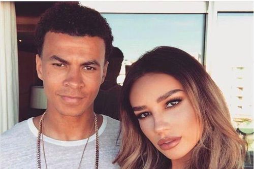 Dele Alli bị siêu mẫu bỏ vì quá mê game