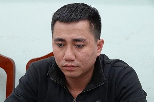 Nghi phạm sát hại chủ quán ăn ra đầu thú