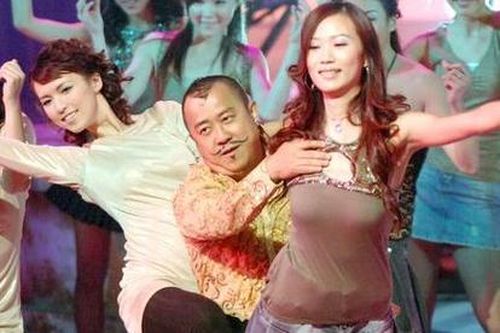 Tăng Chí Vỹ trở thành lãnh đạo TVB và sự dễ dãi của showbiz Hong Kong