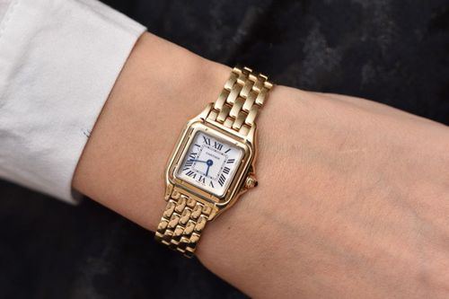 7 mẫu đồng hồ sang trọng dành cho nữ