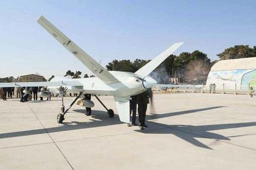 Iran công bố máy bay không người lái giống của Mỹ