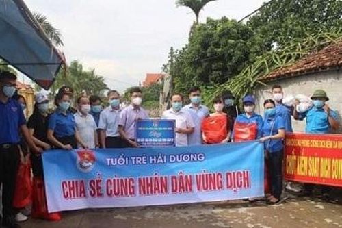 Sinh viên ngành y: 'Đến khi hết dịch mới về'