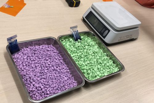 Số vụ vi phạm bị bắt giữ trên tuyến hàng không tăng mạnh
