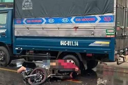 Va chạm với xe tải, nam thanh niên tử vong, 1 người nguy kịch