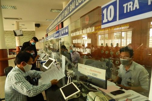 Tinh giản có khiến công chức 'ngộp thở'?