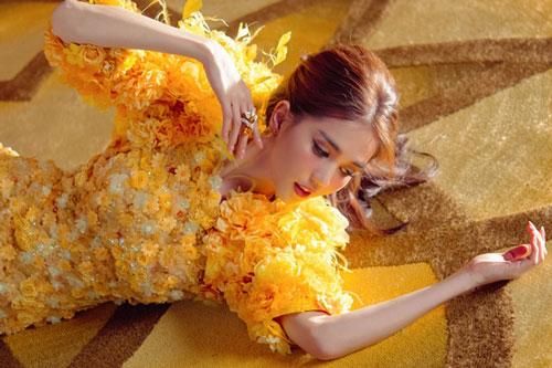 3 thứ phụ nữ càng 'keo kiệt', đàn ông càng chung thủy say mê