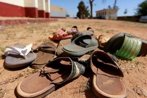 Nigeria: Hơn 300 nữ sinh bị bắt cóc tập thể