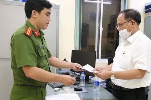 Gia hạn thời hạn quyết định truy tố ông Tất Thành Cang