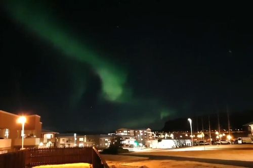 Kỳ thú khoảnh khắc cực quang xuất hiện tại Iceland
