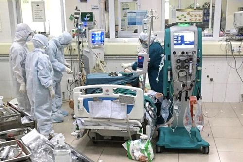Vững tin vào tuyến đầu chống dịch