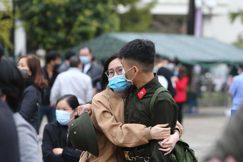 Thiêng liêng khoảnh khắc lên đường nhập ngũ của tân binh năm 2021