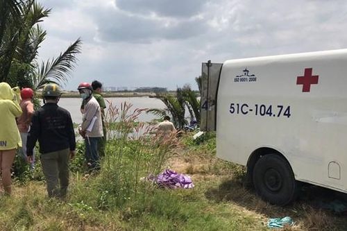 Điều tra vụ 'thi thể nam thanh niên trôi trên sông Sài Gòn'