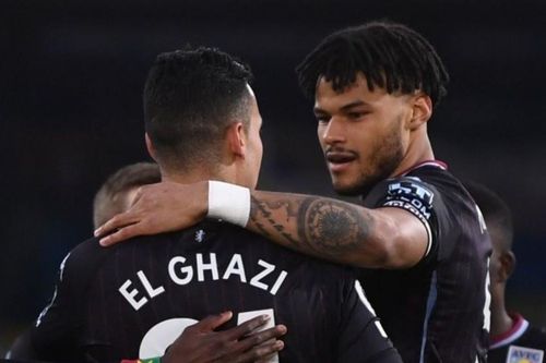 Aston Villa đe dọa vị trí thứ 6 của Liverpool
