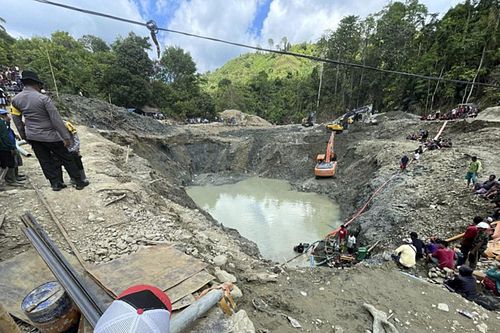 Sập mỏ vàng ở Indonesia, ít nhất 6 người thiệt mạng