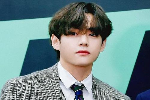 ARMY choáng với tin V BTS phát hành mixtape có tới... 13 bài hát