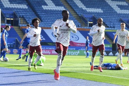 Arsenal thắng Leicester 3-1 trên sân khách