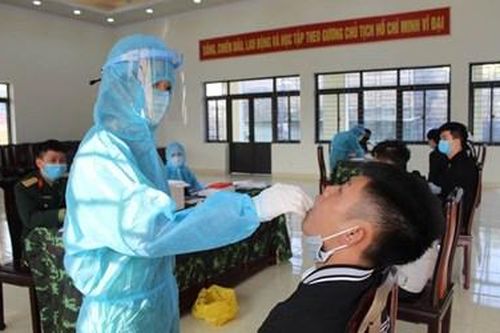 Quảng Ninh tổ chức xét nghiệm SARS-CoV-2 cho 100% công dân chuẩn bị nhập ngũ