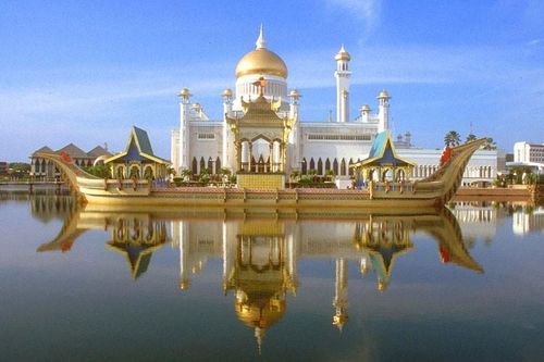 Đột nhập cung điện hoàng gia giàu nhất thế giới xem khối tài sản 'không tưởng'