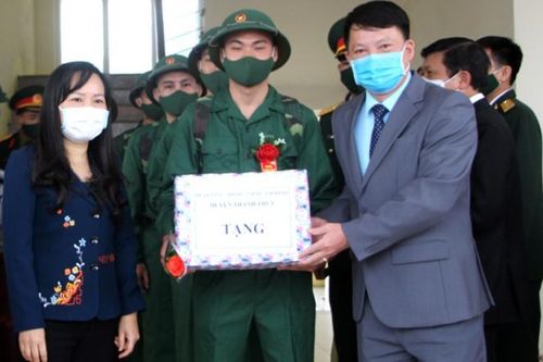 Phú Thọ: Hơn 2.000 thanh niên ưu tú lên đường nhập ngũ