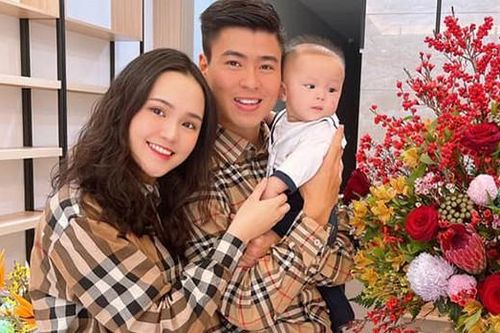 Vợ cầu thủ Duy Mạnh 'than trách' chồng