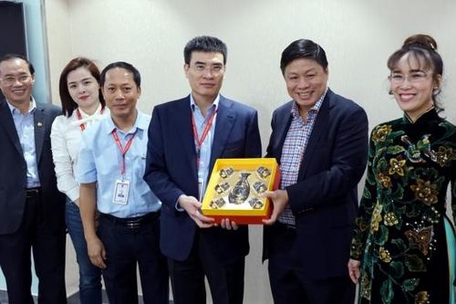 Ban lãnh đạo Tập đoàn Sovico và ngân hàng HDBank đến thăm và làm việc tại PV GAS