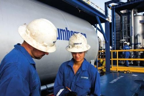 Ai Cập và Schlumberger số hóa dữ liệu dầu khí