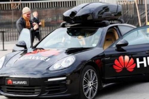 Huawei 'bẻ lái' sang ô tô