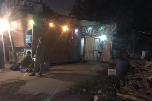 Người đàn ông bất ngờ tử vong trong quán cà phê chòi ở Bình Dương