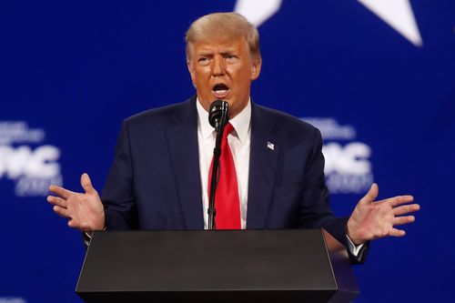 Ông Trump úp mở việc tái tranh cử