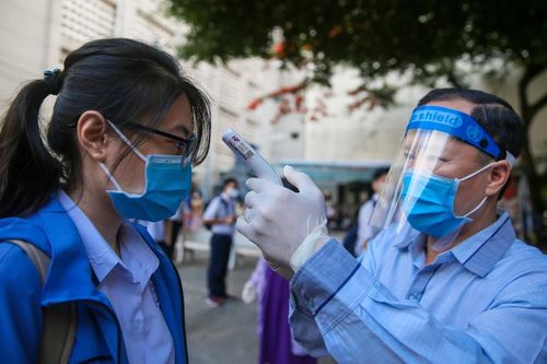 Học sinh 60 tỉnh, thành đi học ngày 1/3