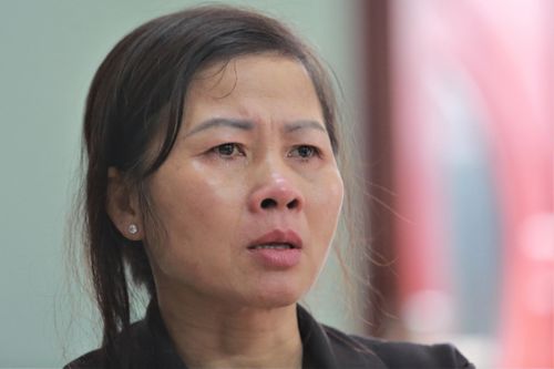 'Không hiểu sao Mạnh có thể trèo lên mái tôn để cứu bé gái'