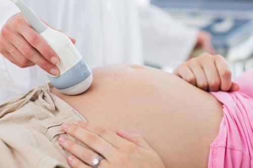 Cứu sản phụ mắc tan máu bẩm sinh