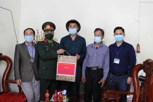 Tuổi trẻ nơi địa đầu Tổ quốc hăng hái lên đường nhập ngũ