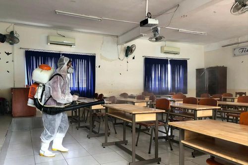 Học sinh, sinh viên đi học trở lại: Siết quy trình chống dịch, rà soát lại kiến thức